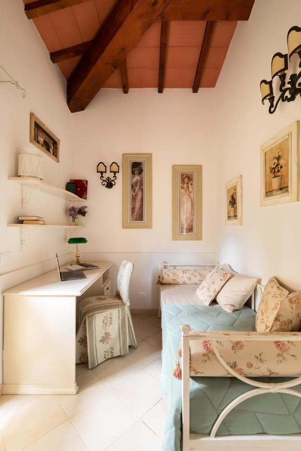 Noi2Vacanze In Digital Work Contignano Extérieur photo